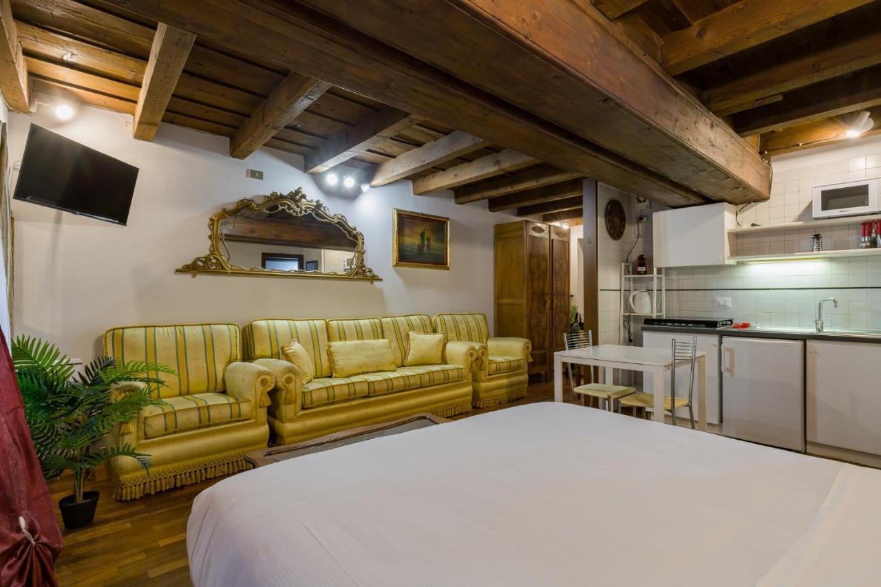Apartmán Leoncin D'Oro Verona Exteriér fotografie